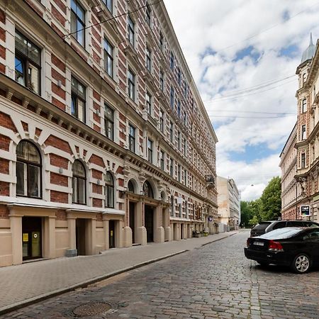 Modern Design Studio Apartment In Riga Center Exterior photo